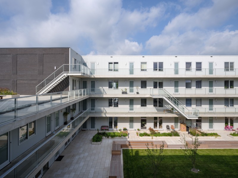 052 De Buurt Ossip edited