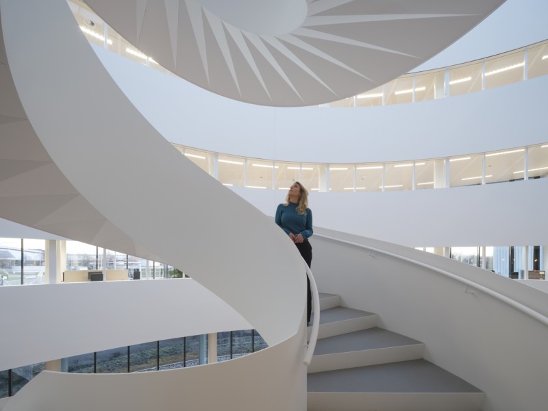 32b Royal Flora Holland Ossip 210406 160320