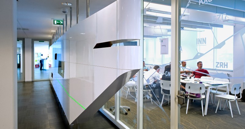 0712 PDR Robbrecht den Engelse Trans Port 32 ROB4910 2