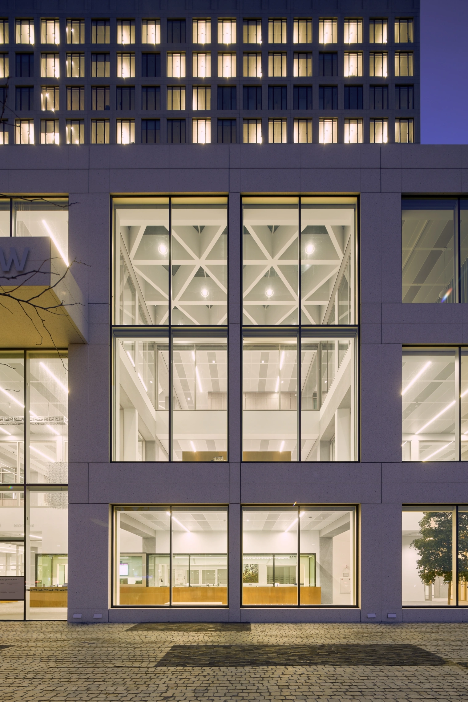 1316 Rechtbank Breda Renede Wit 2018120418