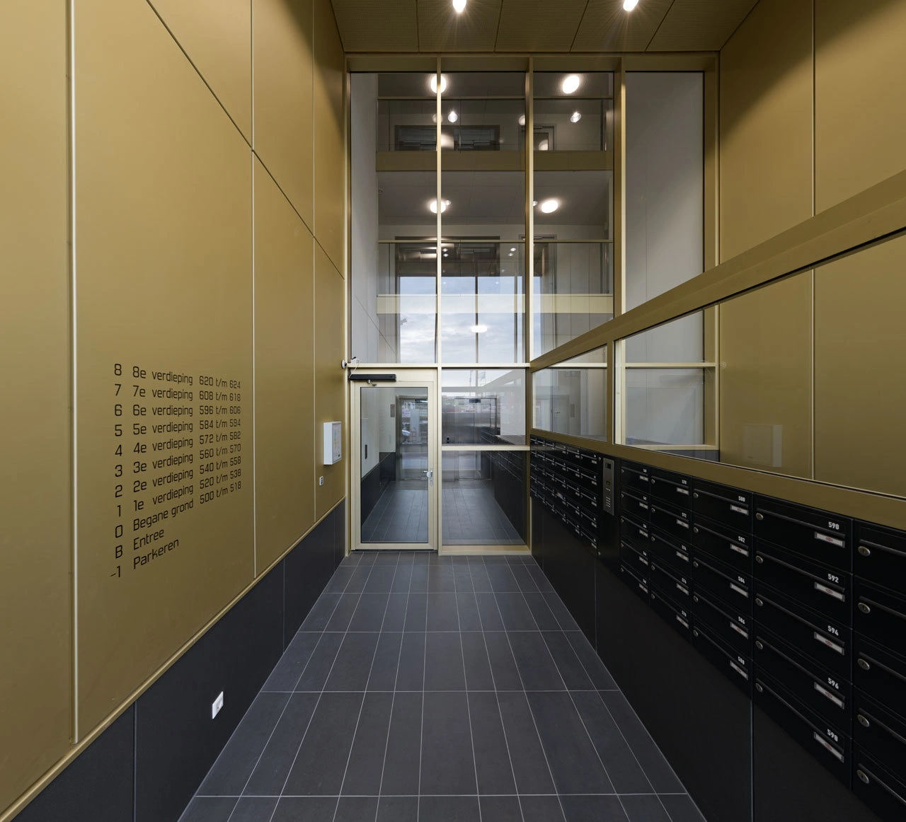 1518 PDR Pieter Kers R256 1092573