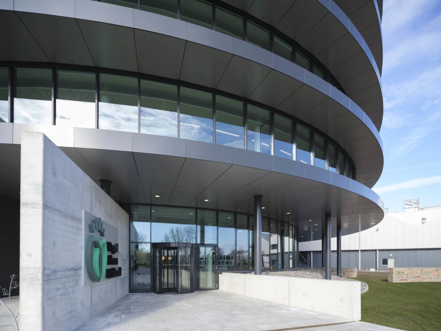 05b Royal Flora Holland Ossip small 210406 160446