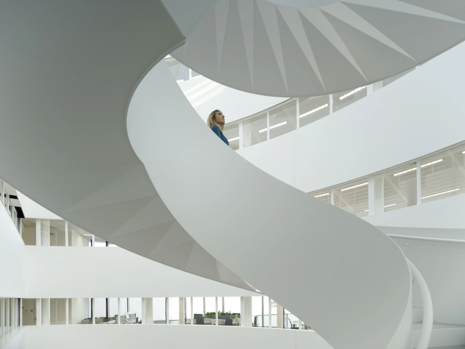 07b Royal Flora Holland Ossip