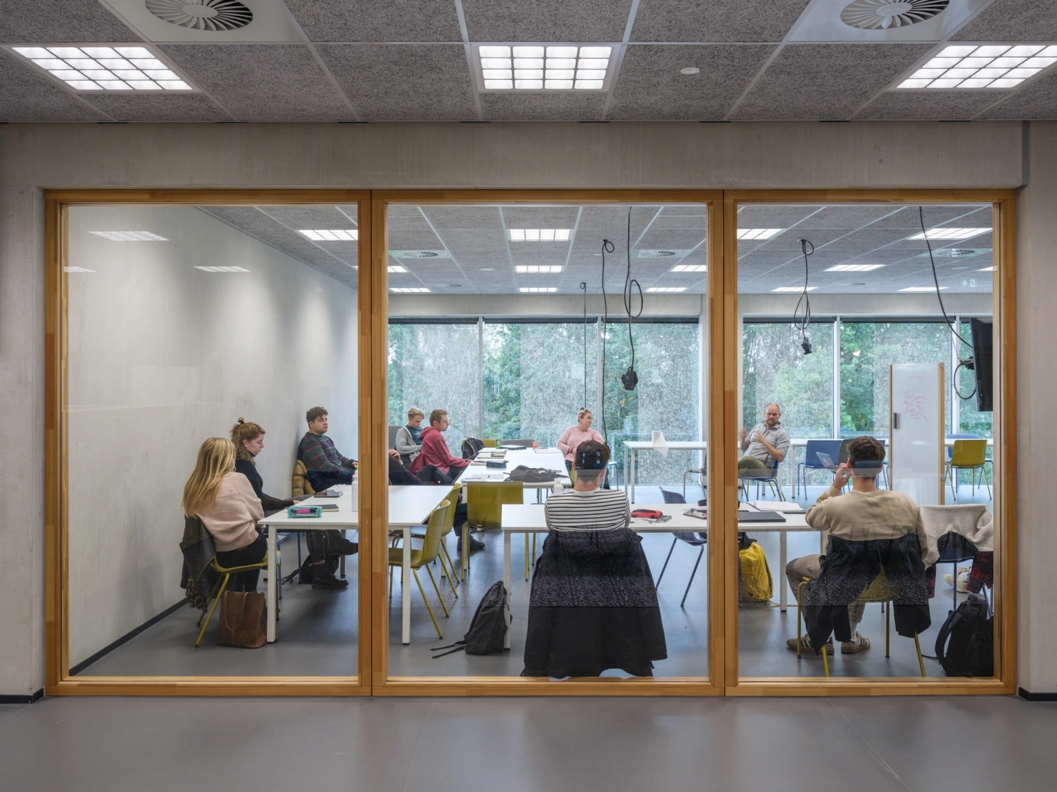 19 Fontys Tilburg Ossip 210406 145448