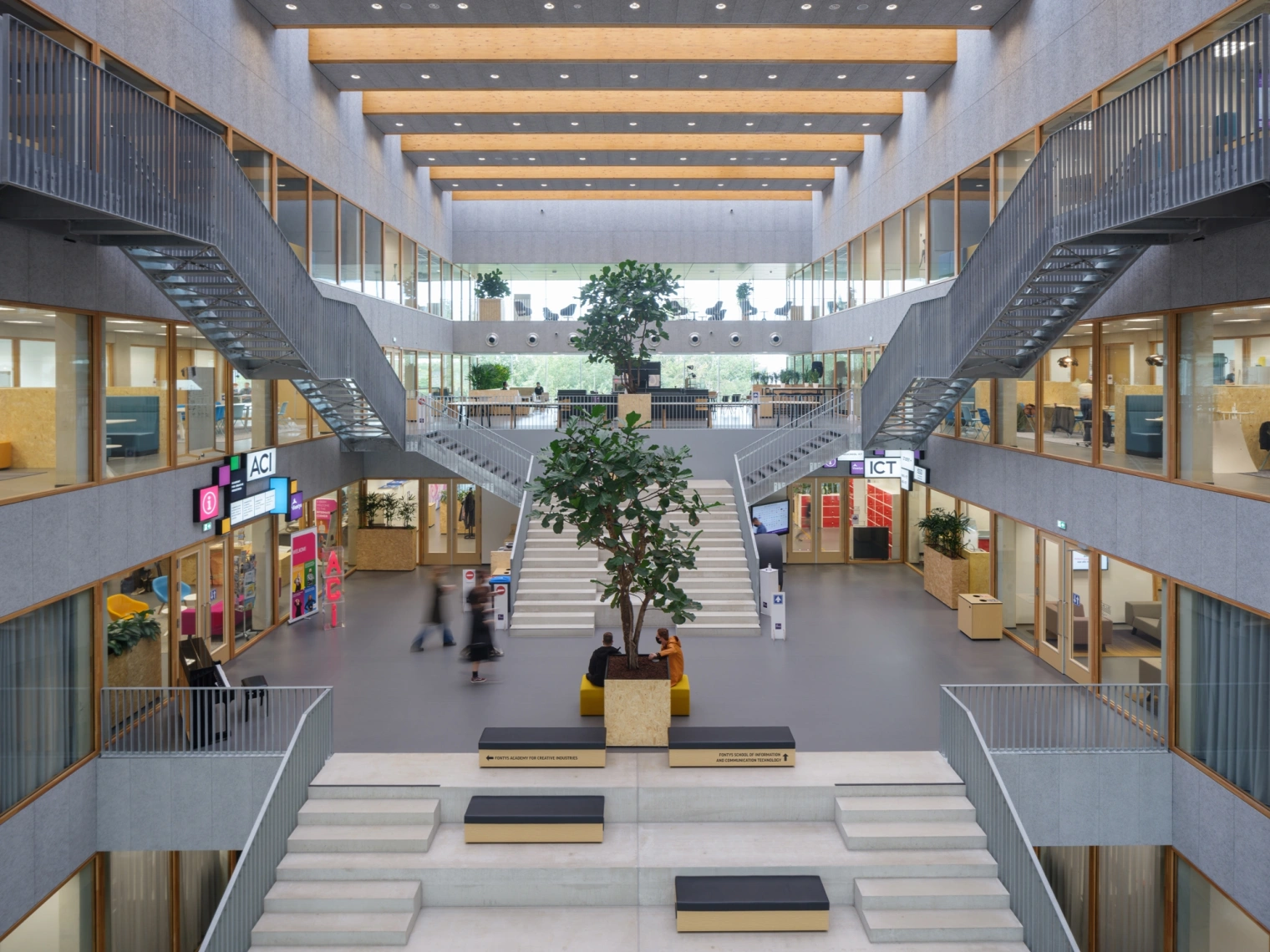 35 Fontys Tilburg Ossip 210406 145527