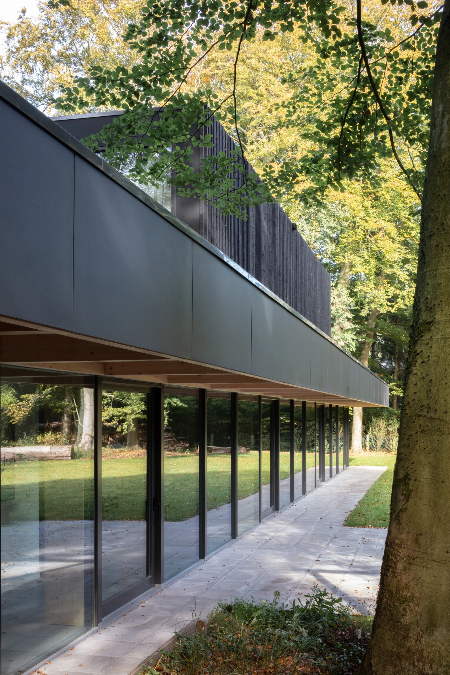 1626 Tim vd Velde Villa C HZN671 2