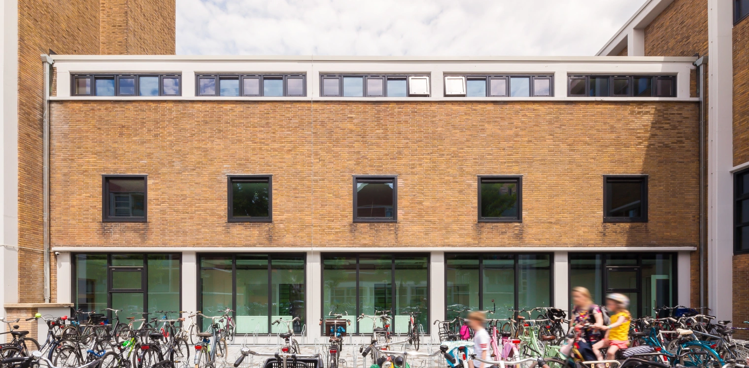 1702 PDR Sonia Arrepia DENISE 50