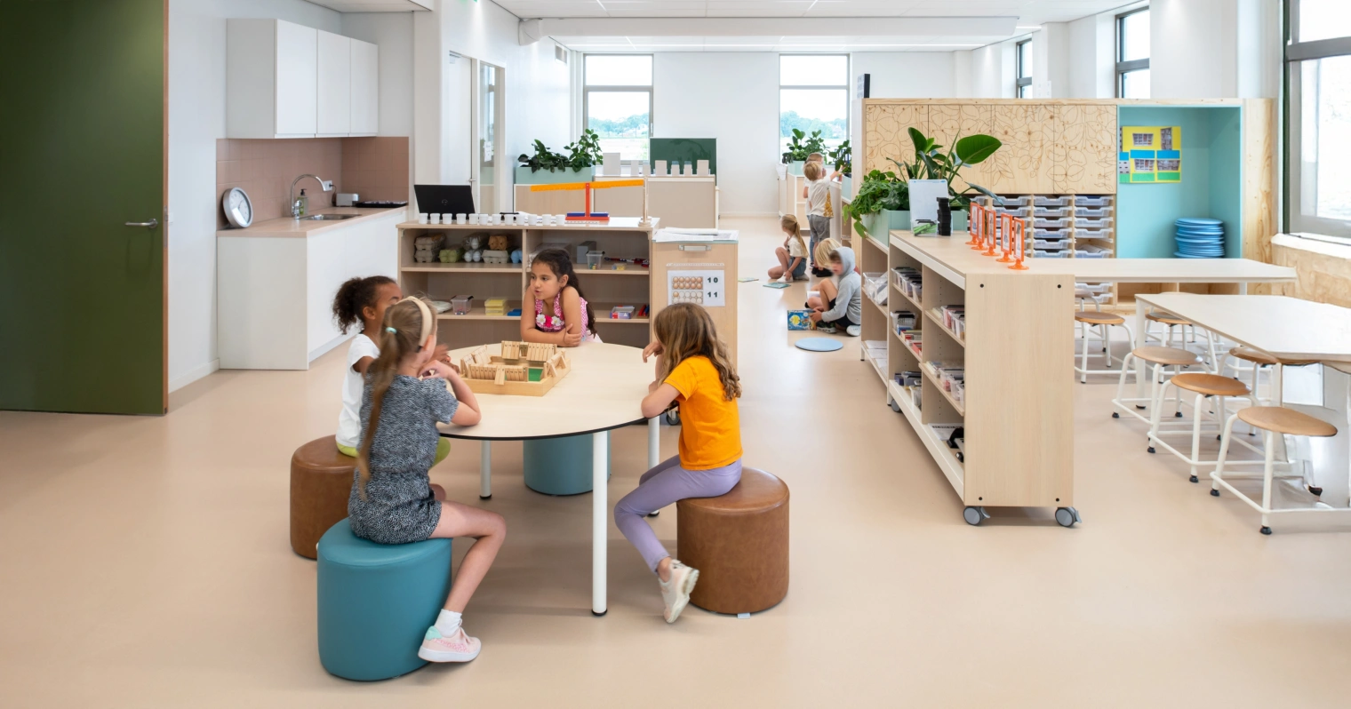 1808 Aiste Rakauskaite 10 web ai