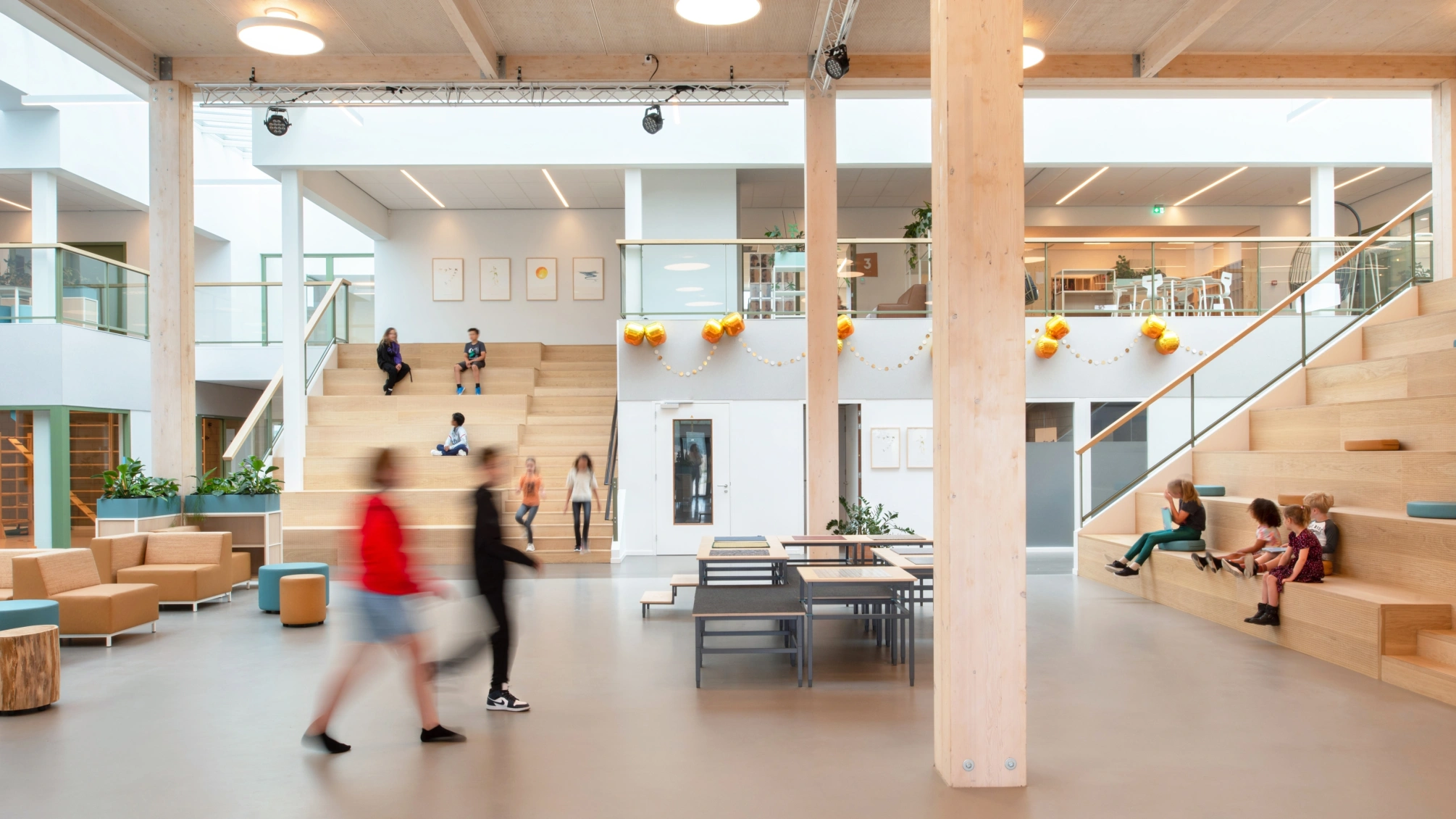 1808 Aiste Rakauskaite 1 web