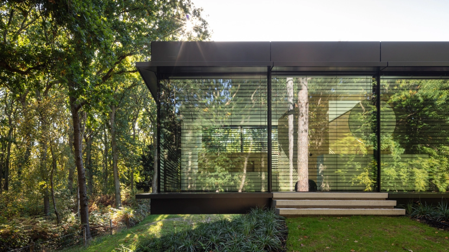 1902 Tim vd Velde Villa A RDNHT8480